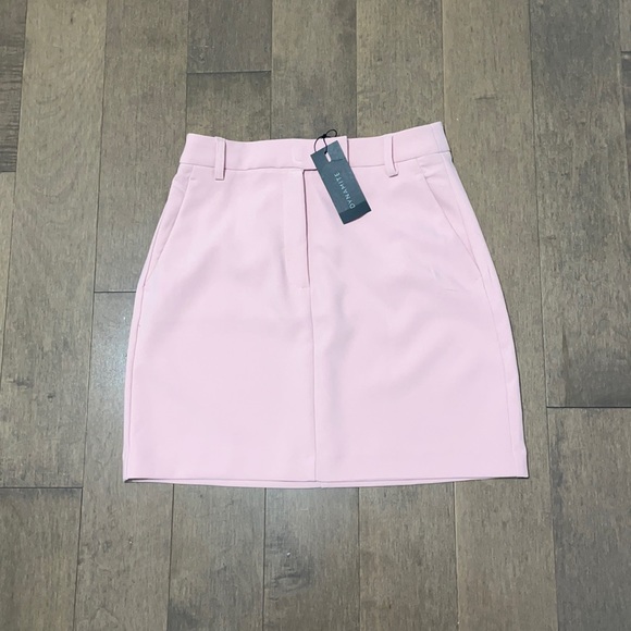 Dynamite Dresses & Skirts - Dynamite straight skirt